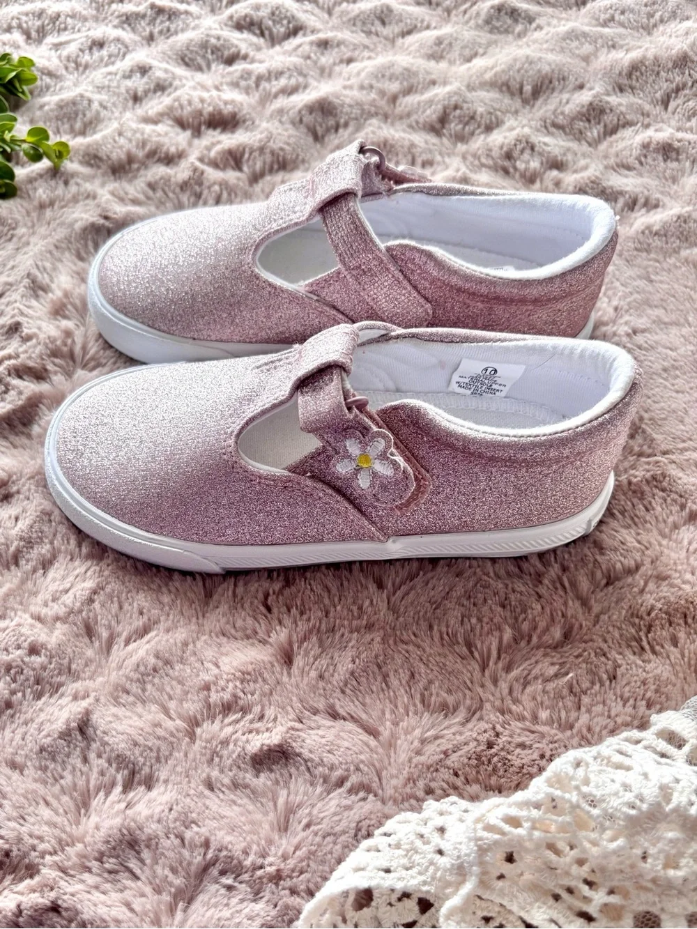 Cupcakes & Cashmere Kids Glitter Mary Janes – Size 10 (NWOT) - Picture 6 of 8